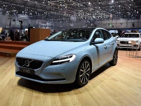 20万就可买的豪车，纯进口颜值吊打奥迪A3，大灯可以玩好久