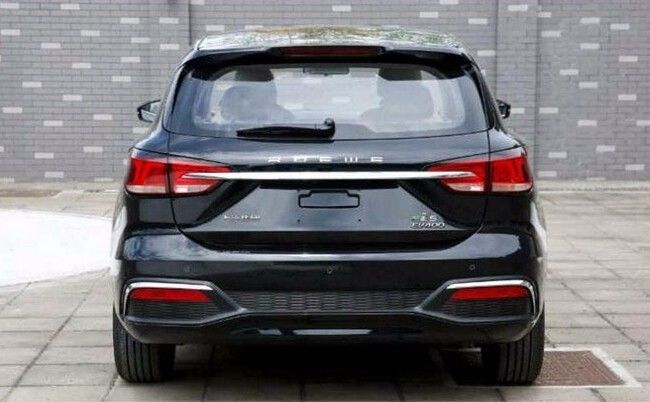 买7座的先等等,荣威旅行版和GM8来了!