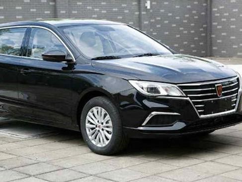 荣威这款新车，大众丰田都没有，续航300多公里，不费一滴油！