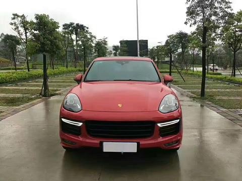 70万买下保时捷卡宴GTS，欲走遍大江南北寻找梦中人