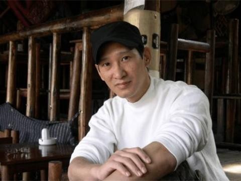 他演太监成经典，景甜看到他就害怕，今48岁豪车出行不温不火！