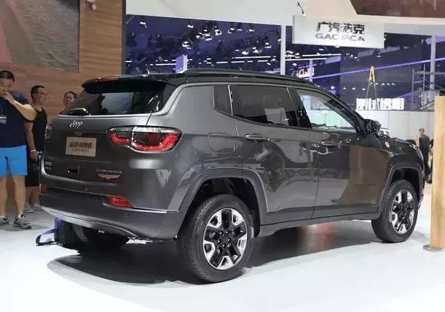 标致在也不低调 造型10万级别SUV 颜值超劲客