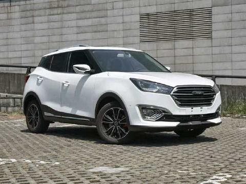 小型SUV带8个安全气囊，1.5T动力+带ESP，还要买啥宝骏510