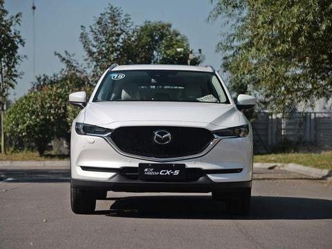 20万选SUV哪家强，日产还是马自达？同样的价位谁丑谁尴尬