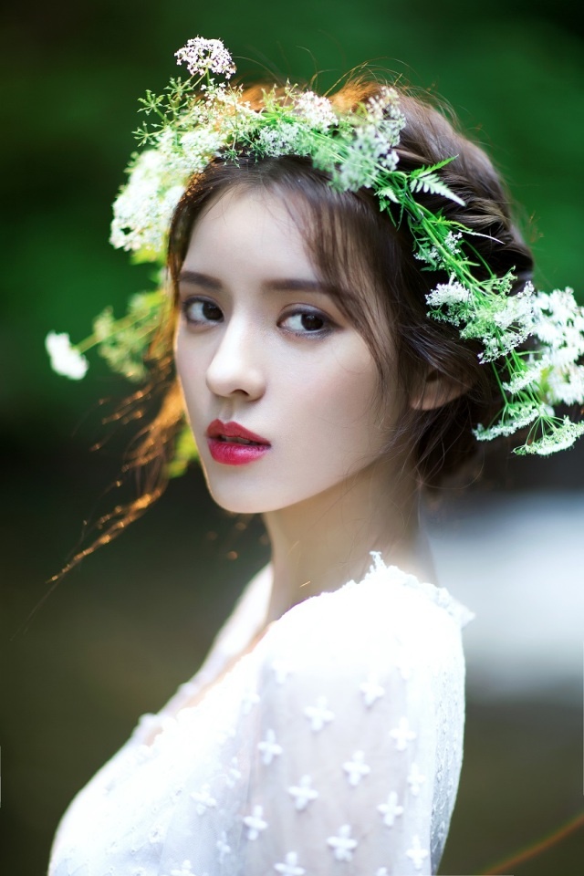 张予曦:为拍吻戏差点窒息,这个东北老妹有点怂