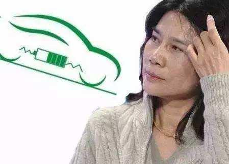 10座的“埃尔法”,充电6分钟,续航200公里,车标比奥迪还多一环