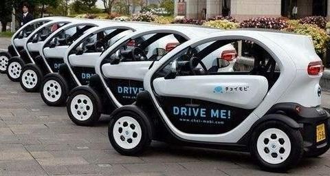 新能源汽车弯道超车or翻车