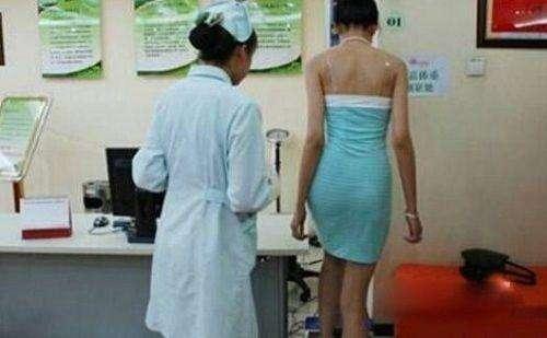 日本女兵入伍体检,最后一项实在太尴尬,纷纷表示不能