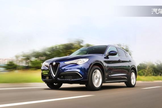 开这辆车，竟然被Q5车主逼停 试阿尔法·罗密欧Stelvio
