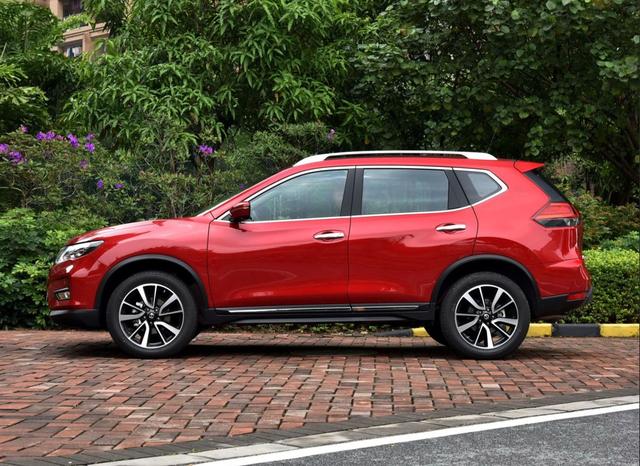 20万选SUV哪家强,日产还是马自达?同样的价位谁丑谁尴尬