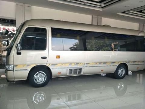 丰田考斯特中巴 四川柯斯达中巴内饰展示图