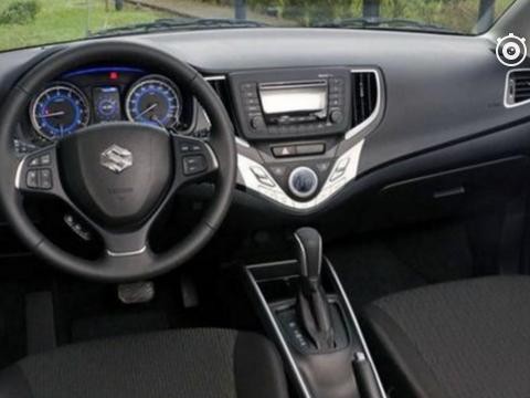 铃木再推亲民两厢车, 颜值帅气操控不输宝马, 8万起叫帝豪怎么活