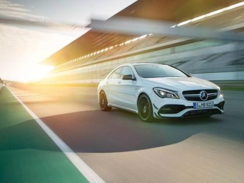 有钱就买它  AMG CLA45 马力更大！速度更快  ！