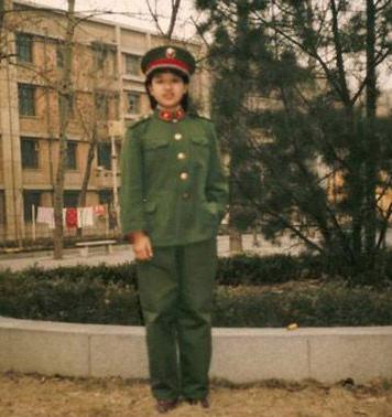 韩红为什么不结婚, 揭秘跟韩红关系亲密的三个男人三个女人