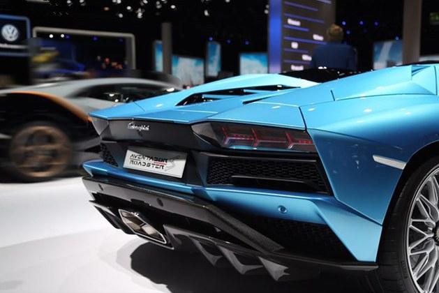 750万用来撩妹够不够?这车一马力就值1万,保时捷永远追不上