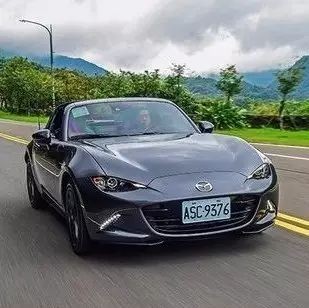 这辆小跑车曾红遍全球！等国内上市了估计就是爆款车！
