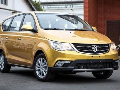 看了一圈车，最终还是买了它，没办法，性价比太高