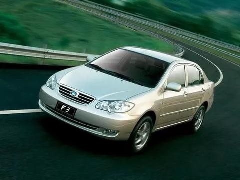 再跟我说开国产车出门嫌丢人！我跟你急！