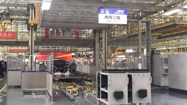 续航500km采用换电模式,苏金河携国金纯电动MPV亮相