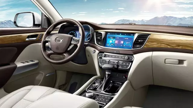 再跟我说开国产车出门嫌丢人!我跟你急!