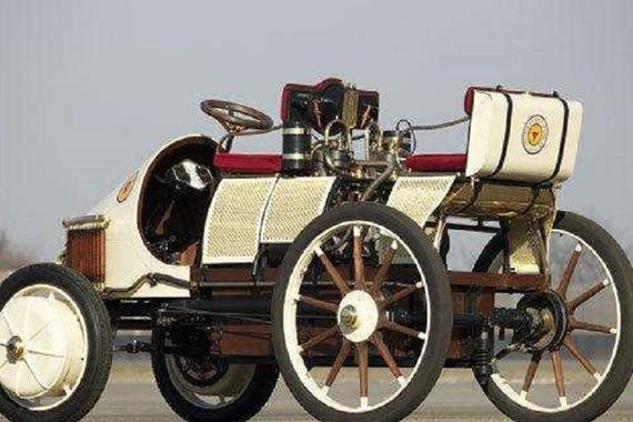 电池技术在过去一百年发展缓慢，然后未来十年就成为主流？