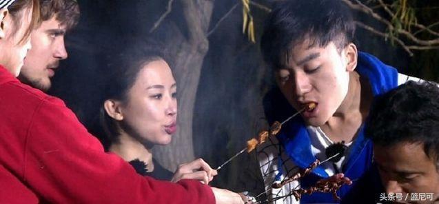 35岁潘晓婷上演“撕身”诱惑，惊艳脱脱脱，热辣大变装！