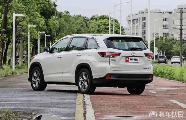 大而硬!难怪男人手里有点钱就一定要买这台SUV