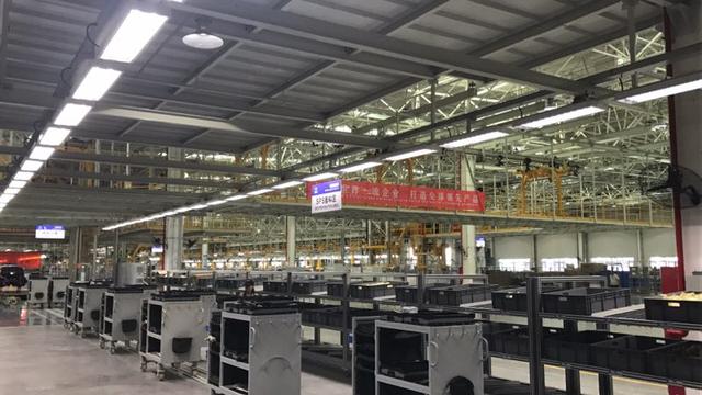 续航500km采用换电模式,苏金河携国金纯电动MPV亮相