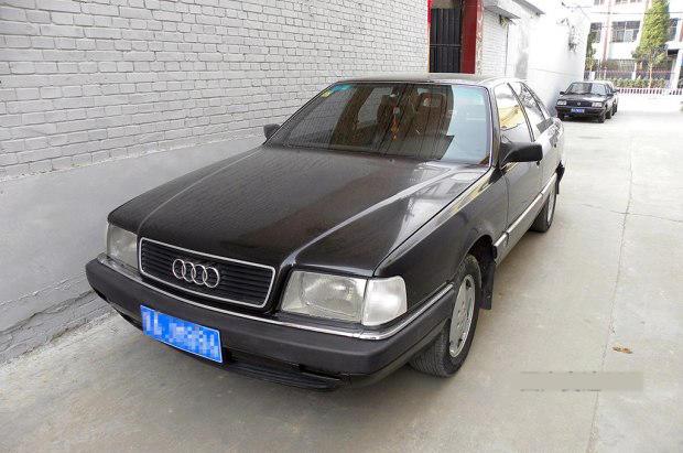 空调和收音机是豪华配置,奥迪A6见到这车也得叫声爷!