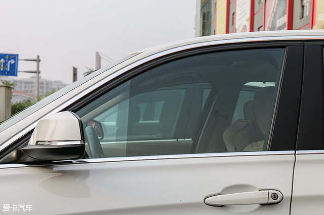 再见了太阳!爱卡测试龙膜后羿系列窗膜