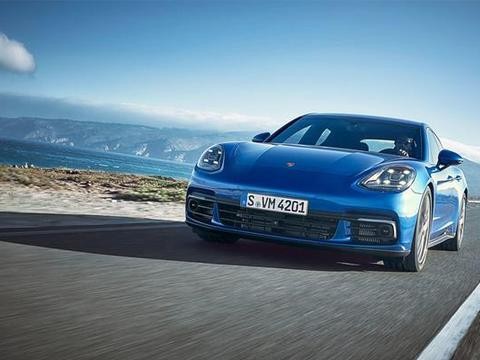 全新保时捷Panamera4S，轿跑的定位超跑的造型