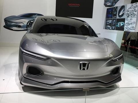 本田进入中国时代，雅阁概念车全由中国人打造，秒杀自家讴歌