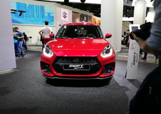 最便宜的小钢炮,6秒破百,不到20万,高尔夫GTI也