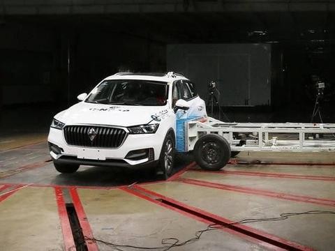 后车门没有防撞梁？这款德系SUV碰撞测试后被质疑