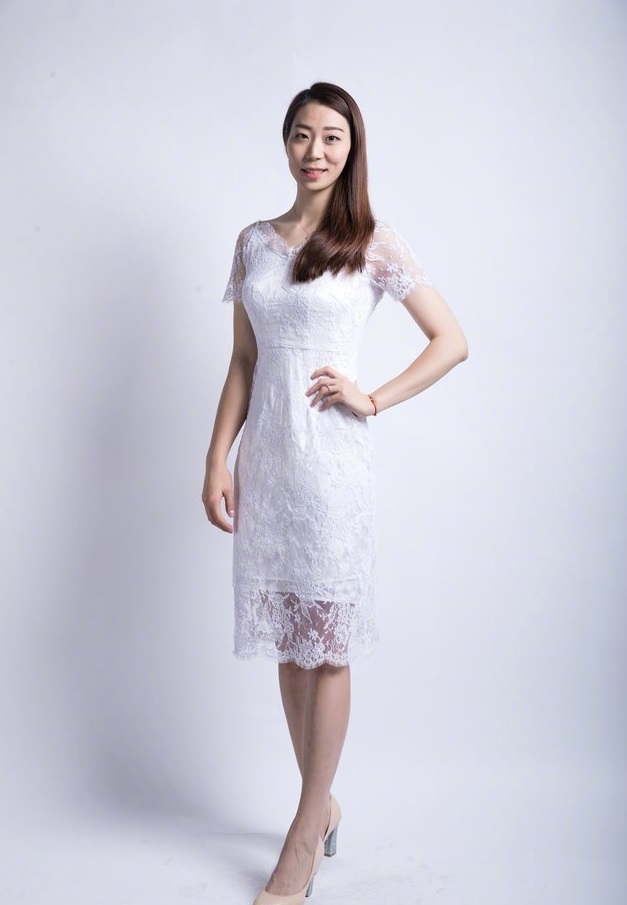 女排姑娘超美定妆照 惠若琪、袁心玥领衔颜值爆表 网友:高富美!