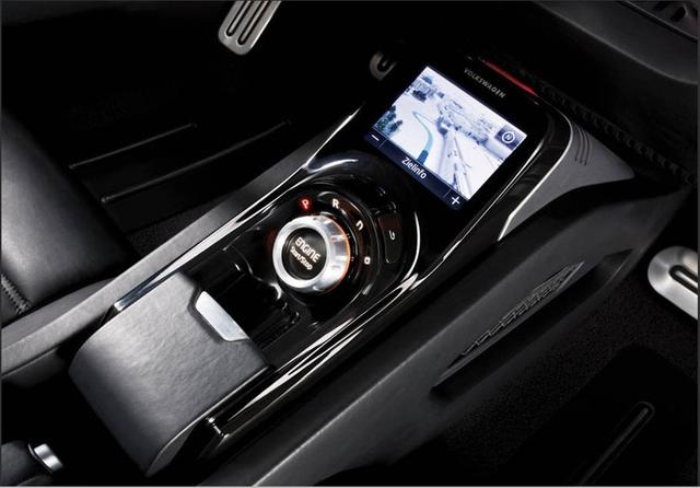 大众这车旋钮换挡、无框车门,外形内饰不套娃,比Arteon还要炫