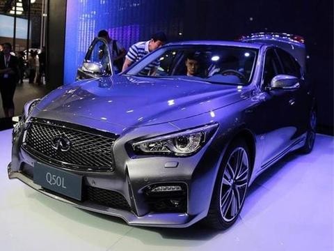 用着奔驰的发动机，比奔驰E级便宜10万，车标直接拉低销量？