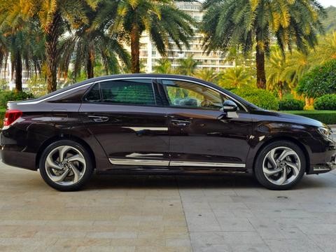 不要烂大街的豪车，就选DS和讴歌，品质不错还很便宜