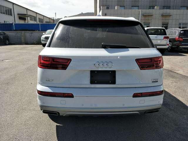 2018款加规Komfort舒适型奥迪Q7,比4S店便宜30万