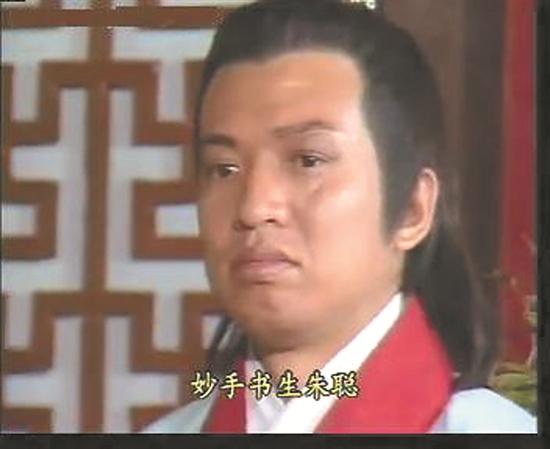 TVB金牌绿叶，家庭背景惊人，69岁仍拍戏，视女儿为掌上明珠