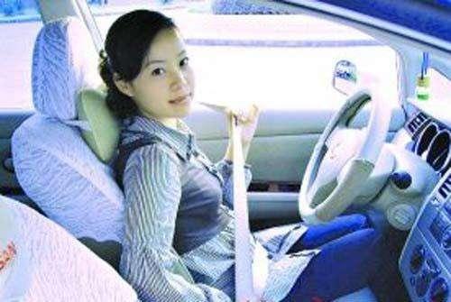 你真的会用汽车安全带吗?