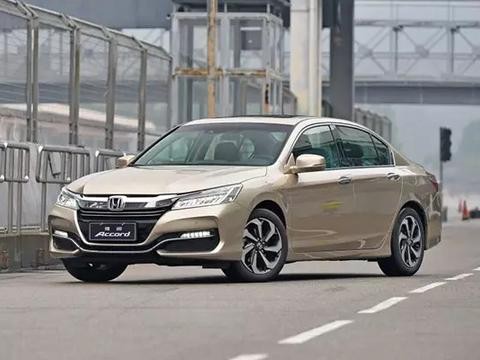 人生第一台车用实力说话，这合资轿车你值得一看！