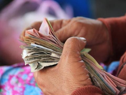 算账丨月收入多少才能养得起一辆入门级豪车？