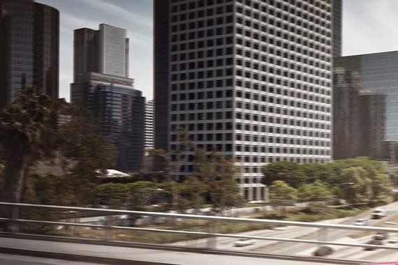 月薪40000的他却买不到一辆合适的车~~