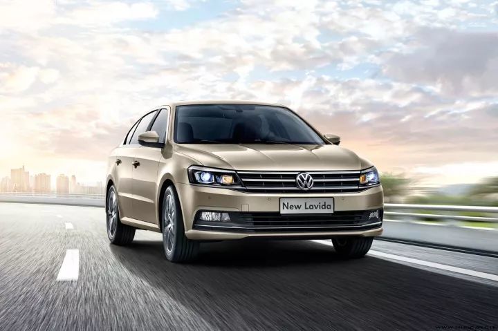 谁才是家轿之王?别克英朗大战大众朗逸