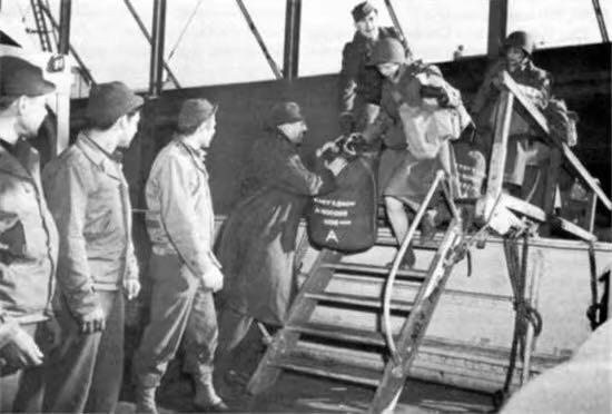 二战期间, 日军折磨美国女俘方式, 无人能受了,