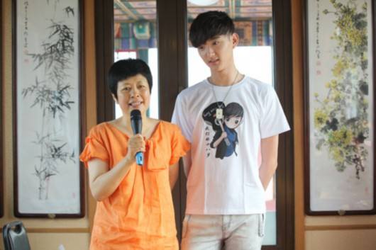 自曝与海陆分手?和蒋梦婕传绯闻?放弃学业的