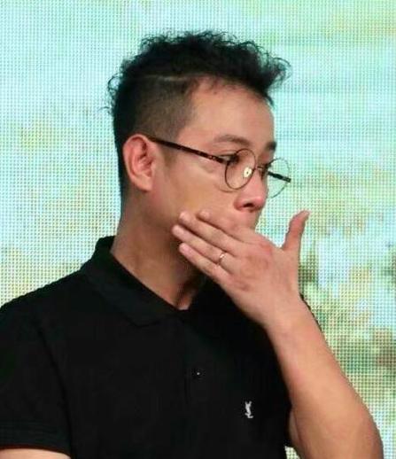 文章谈姚笛忍不住哭了，姚笛正面回应和文章感情，13字说明了一切