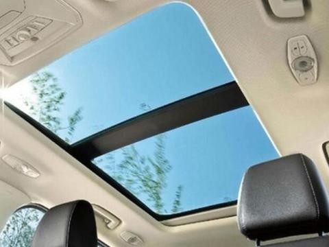 这些车内配置虽不能说毫无用处，但也几乎用不上