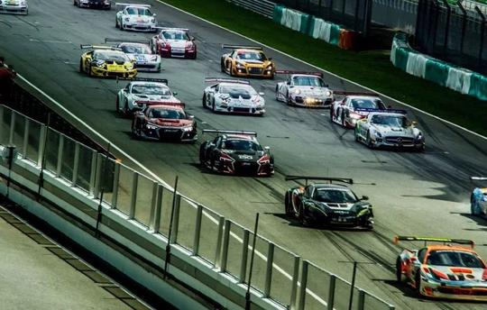锦标赛打造中国最高级别汽车耐力赛竞技赛事I
